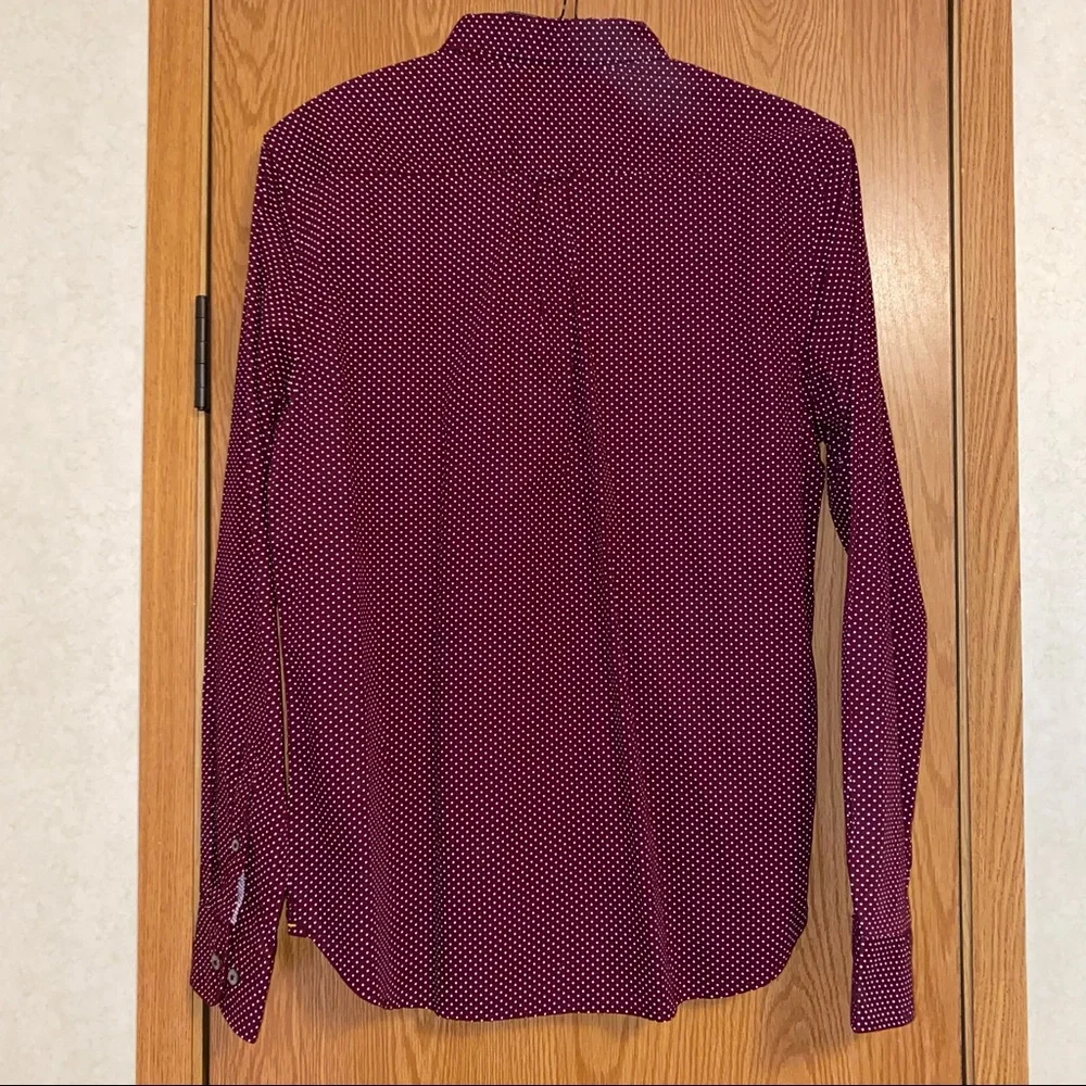 Men’s Button Down